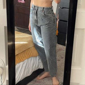 Zara Mom Jean balloon leg